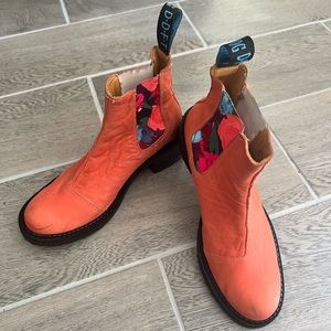 John Fluevog Leather Chelsea Boots